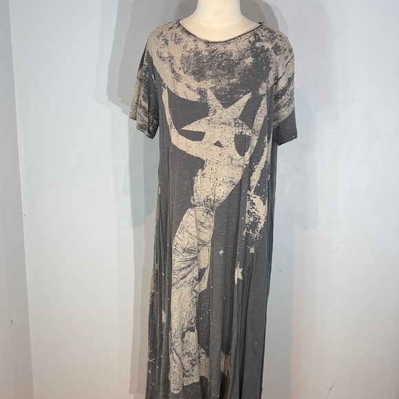 Magnolia Pearl Space Disco Tee Dress in the Ozzy color 100% cotton jersey - Picture 3 of 15